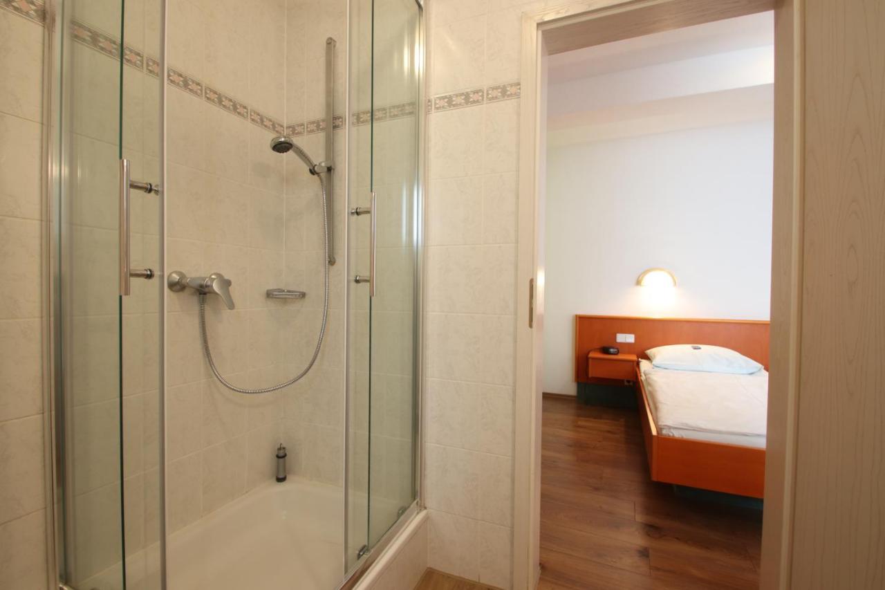 Hotel-Doerfler Garni Kahl am Main Dış mekan fotoğraf
